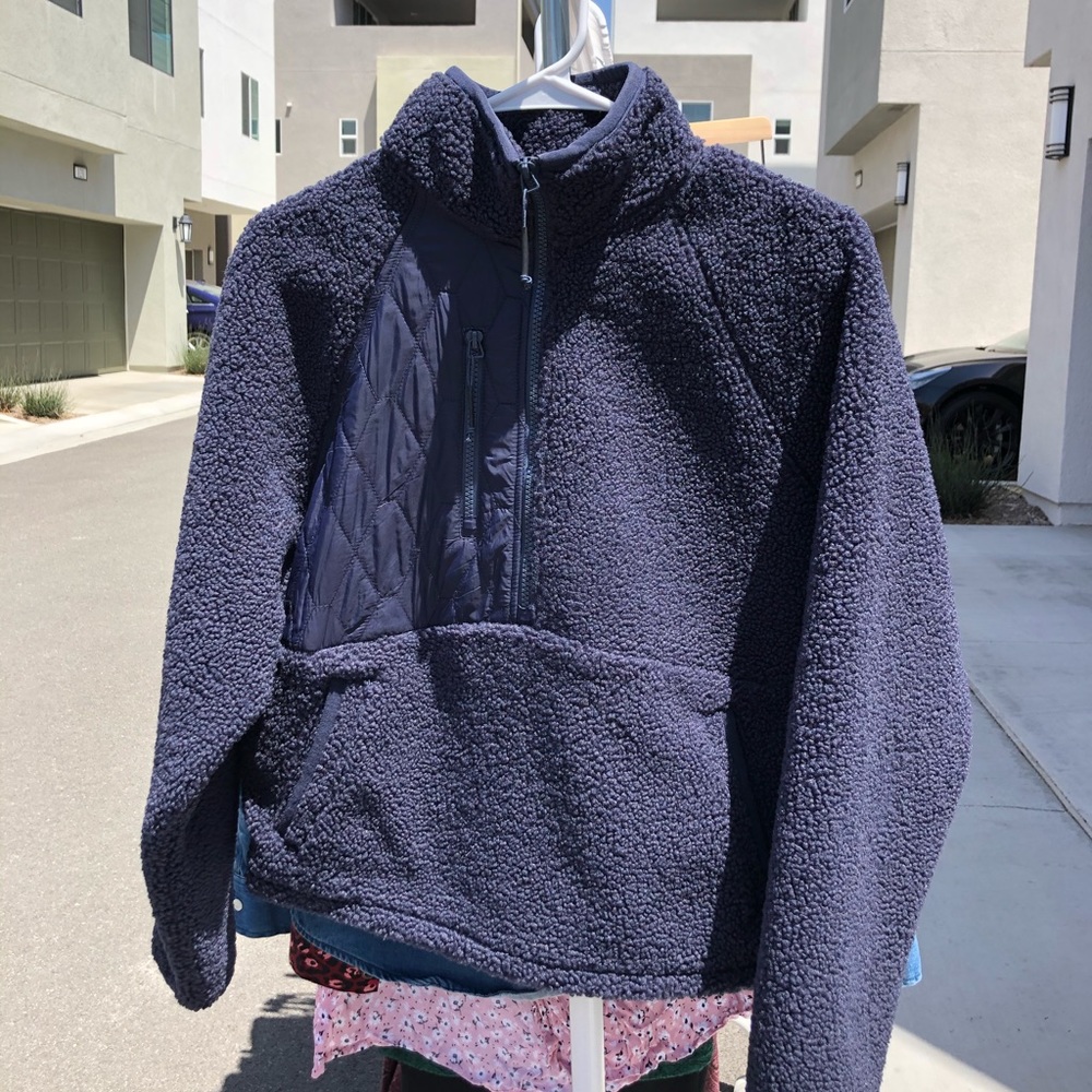 Joylab target pullover sweatshirt